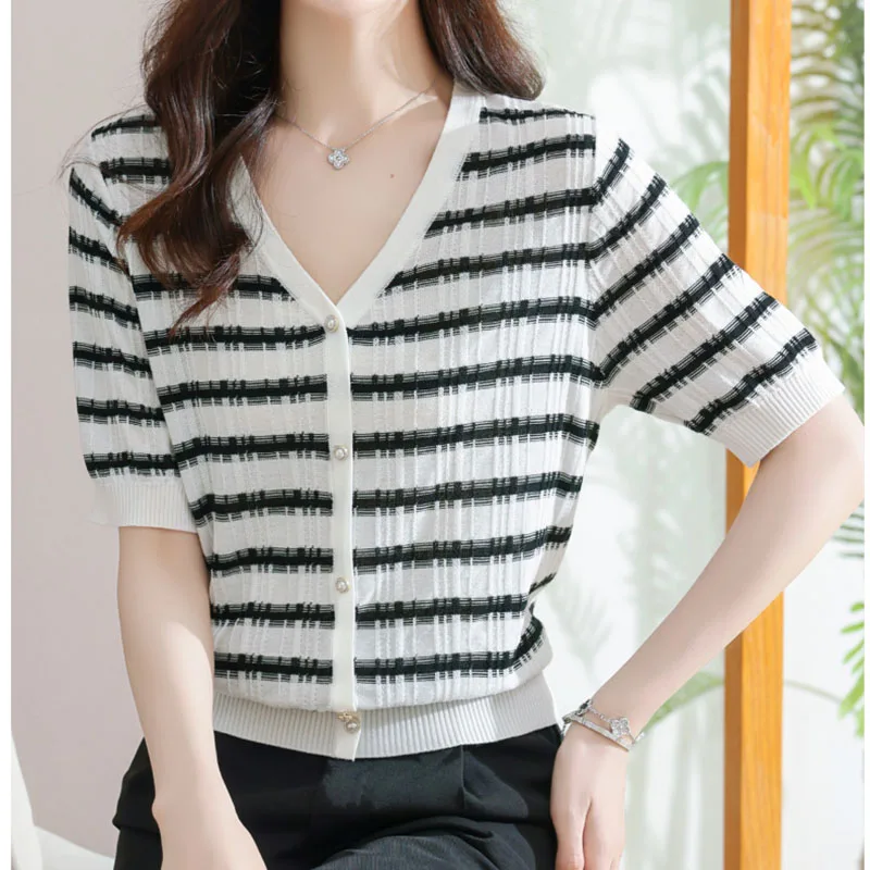 

Striped Sweater Women Short Sleeve Knit Top 2023 Summer Womens Clothing Knitted V Neck Button Casual Pullovers Sweaters Ladies