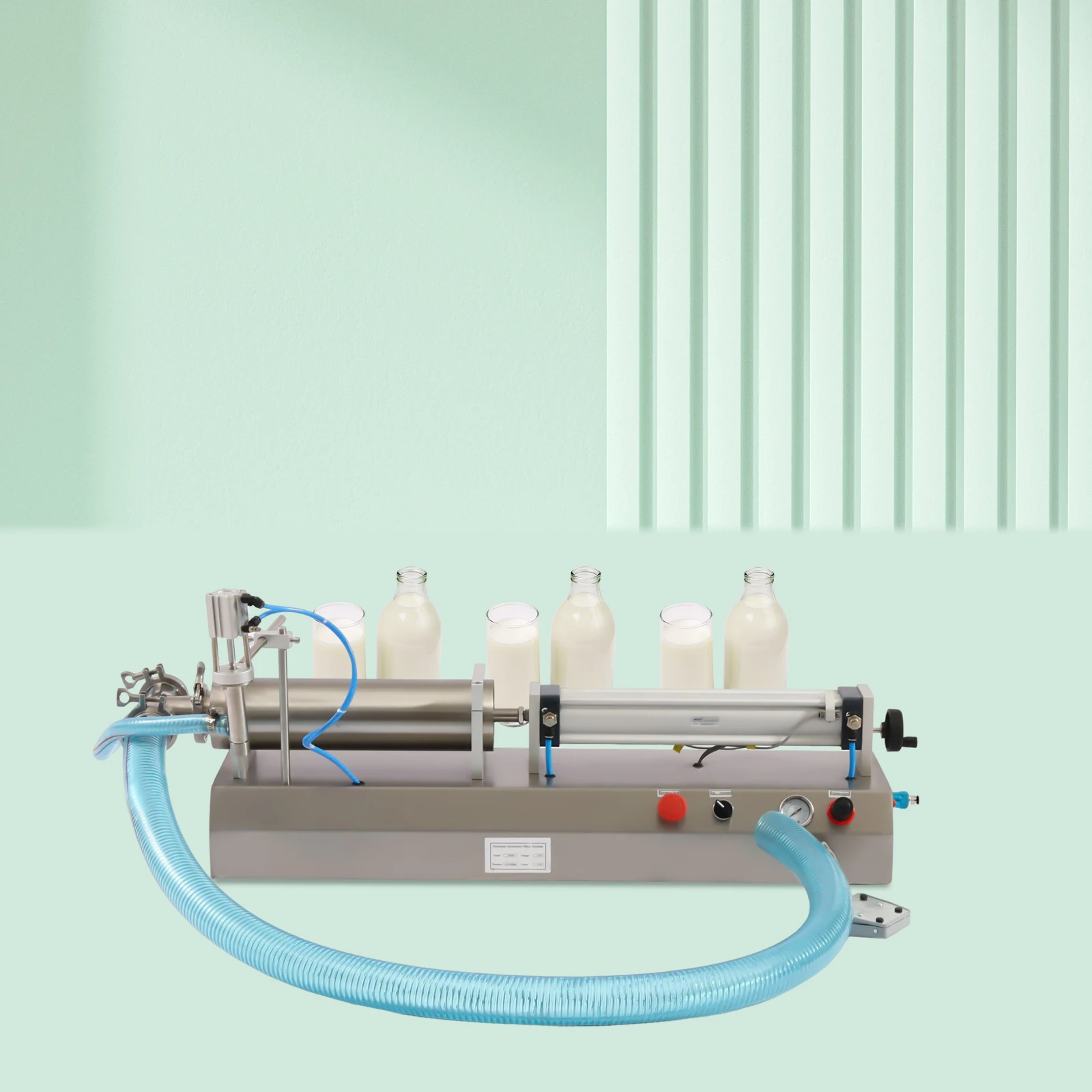 

300-2500ml Pneumatic Horizontal Liquid Filling Machine Single Head Filler 304 Stainless Steel 0.4-0.6Mpa