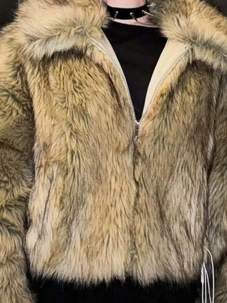 Рисунок 6 - Модная уличная куртка из синтетического меха