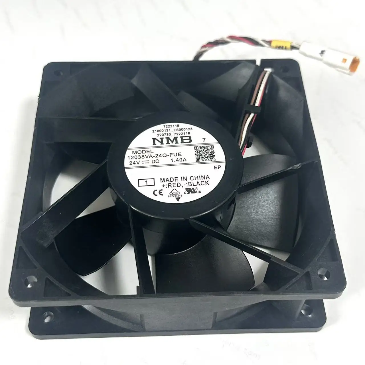 NMB-MAT 12038VA-24Q-FUE Server Cooling Fan DC 24V 1.40A 120X120X38mm 4-Wire