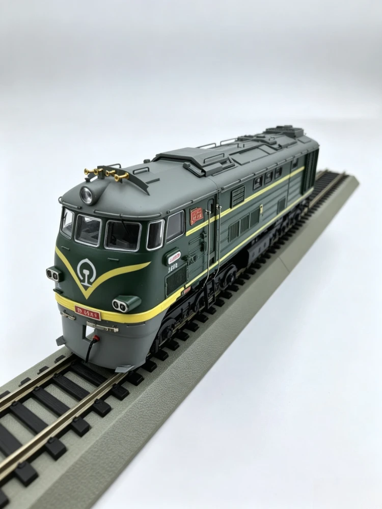 HO Typ 1/87 Zugmodell DF3 Diesellokomotive ABS+Legierungsmaterial 0058 Grün DC Simulations-Spielzeugeisenbahn für Jungen Ein Geschenkspielzeug