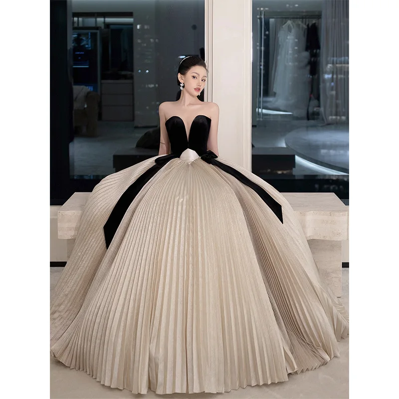 

Hepburn Style Pleated Fluffy Skirt, Bride's Toasting Gown, Banquet 2024 Handmade Evening Dress, Stage Performance Costume