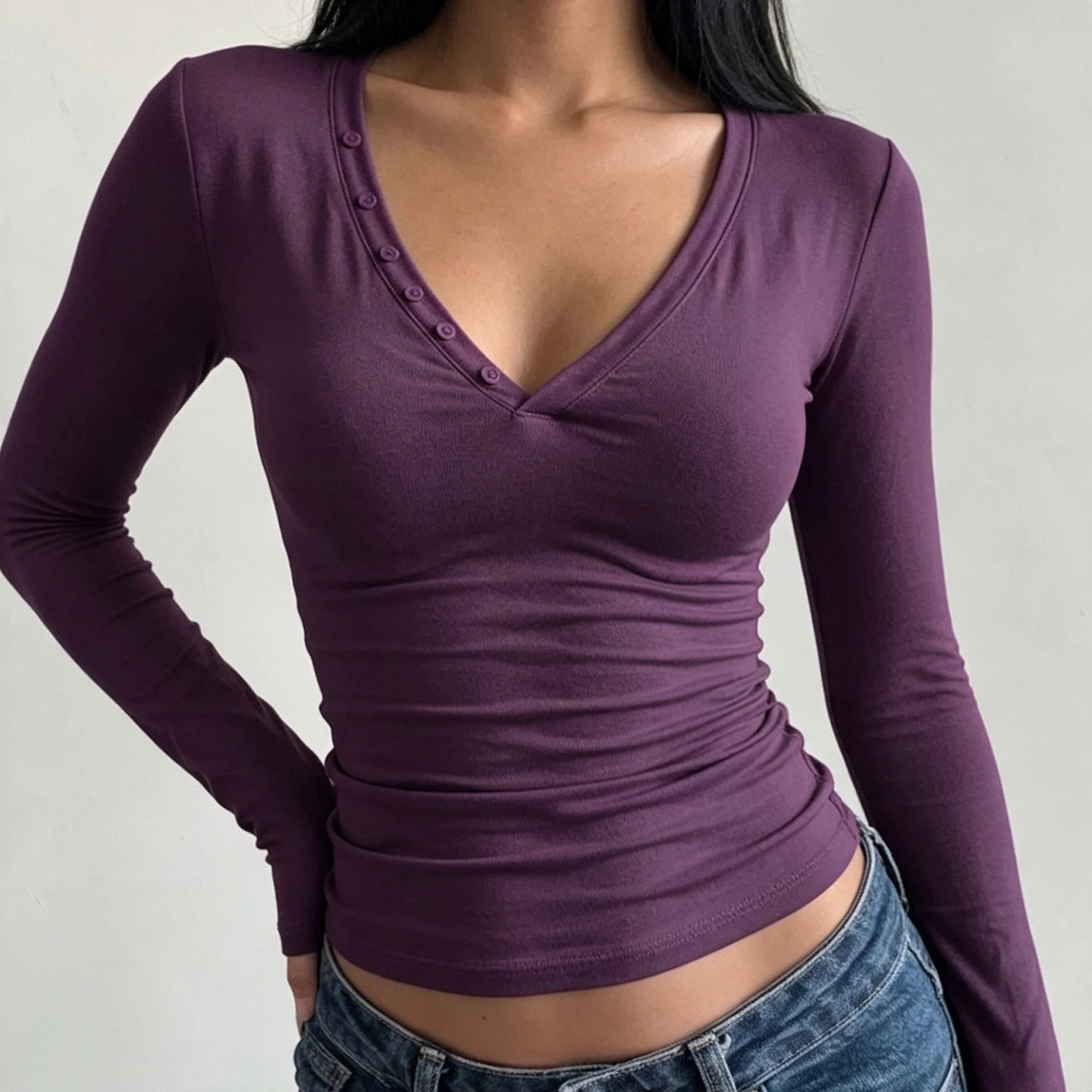 SUCHCUTE Retro Y2K Basic Damen Langarm-T-Shirt mit tiefem V-Ausschnitt, Knopfleiste, schmaler Passform, einfarbig, kurz geschnitten, Streetwear, lässiges Oberteil, neu. – Detail 12