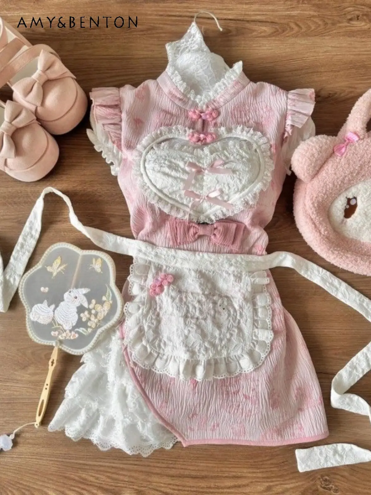 

Summer New Japanese Style Women Pink Bow Slim Qipao Collar Dress White Apron Maid Two Piece Set Cute Cosplay Party Daily Outfit