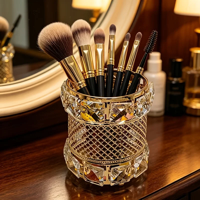 European-Style Metal Makeup Brush Holder, Home Office Supplies Pen Holder, Dressing Table Beauty Brush Container, Decorative Ornament Vase, Made of Crystal and Metal.