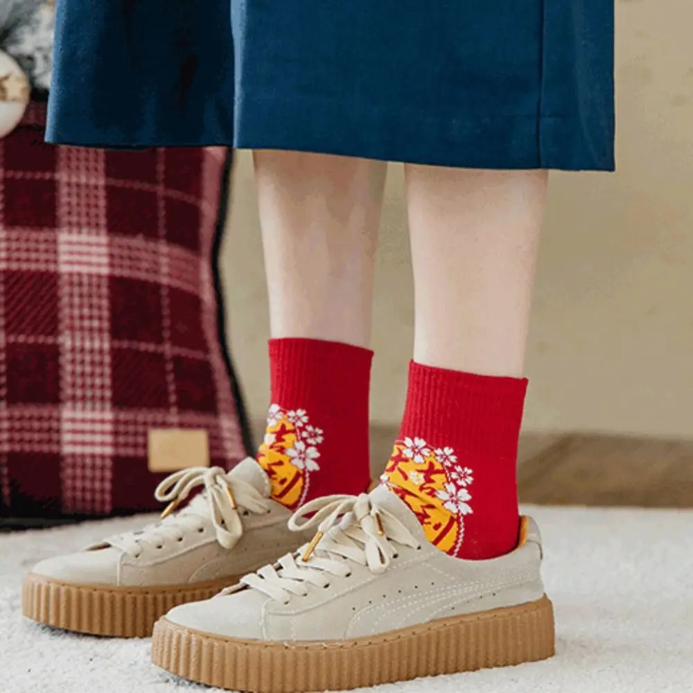 Kaus Kaki Kartun Harajuku Katun Tebal Streetwear Lucu Kaus Kaki Kucing Keberuntungan Anak Perempuan Kaus Kaki Gaya Cina Kaus Kaki Tabung Tengah