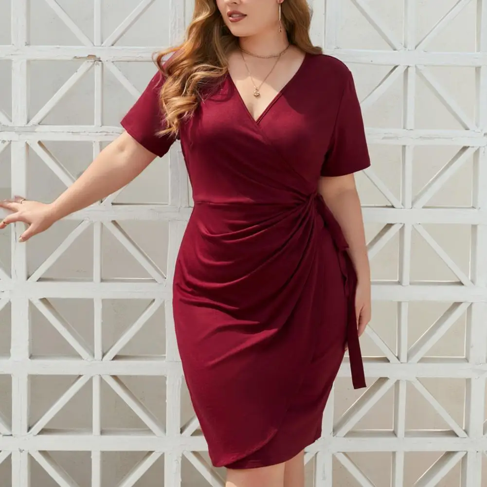 Plus Size abito da donna con scollo a v manica corta abito elegante a vita alta con lacci laterali pieghettati abito al ginocchio