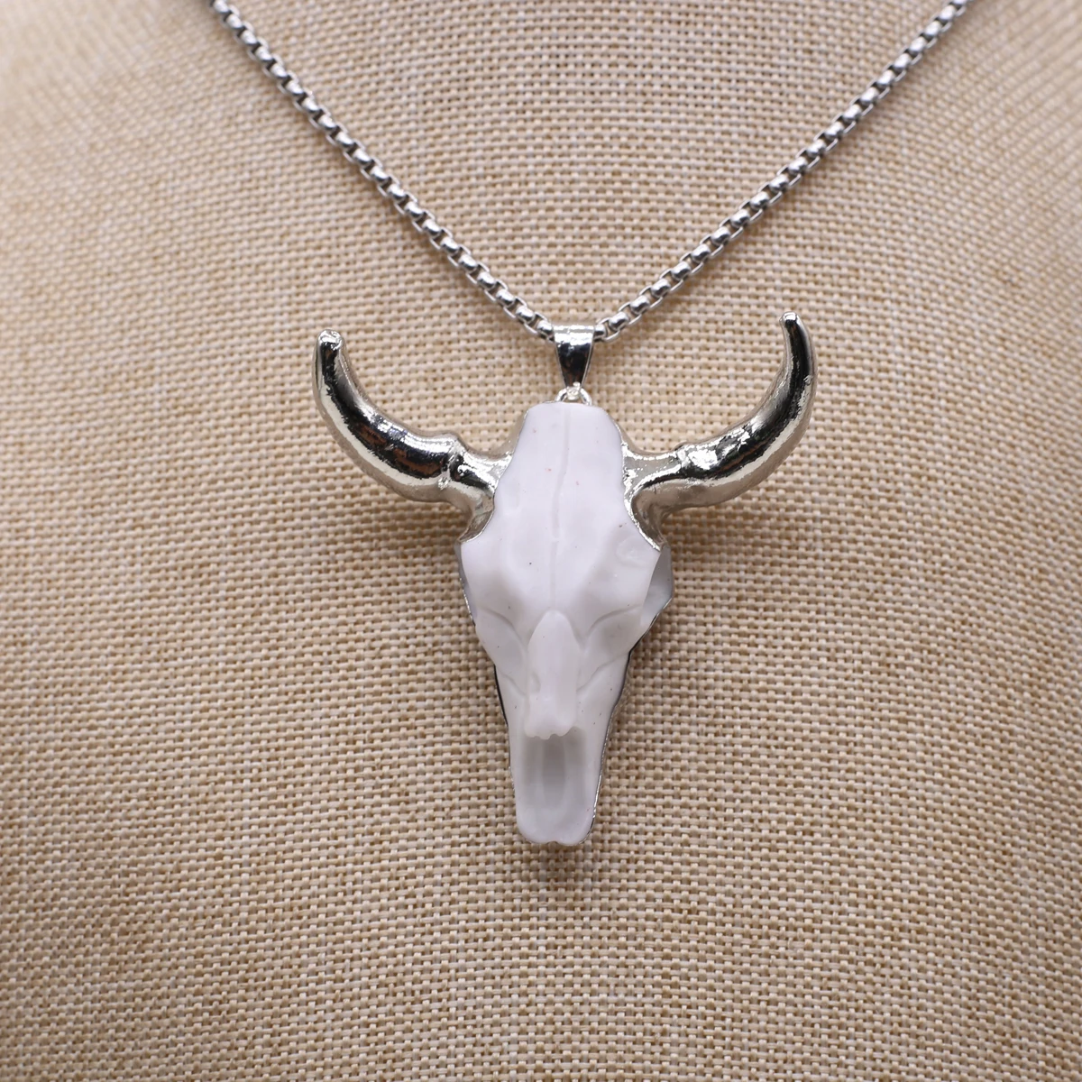 Natural Stone Pendant Necklace Cattle Head Quartz Golden Silvery Link Chain Healing Crystals Stone Charms Necklaces For Women