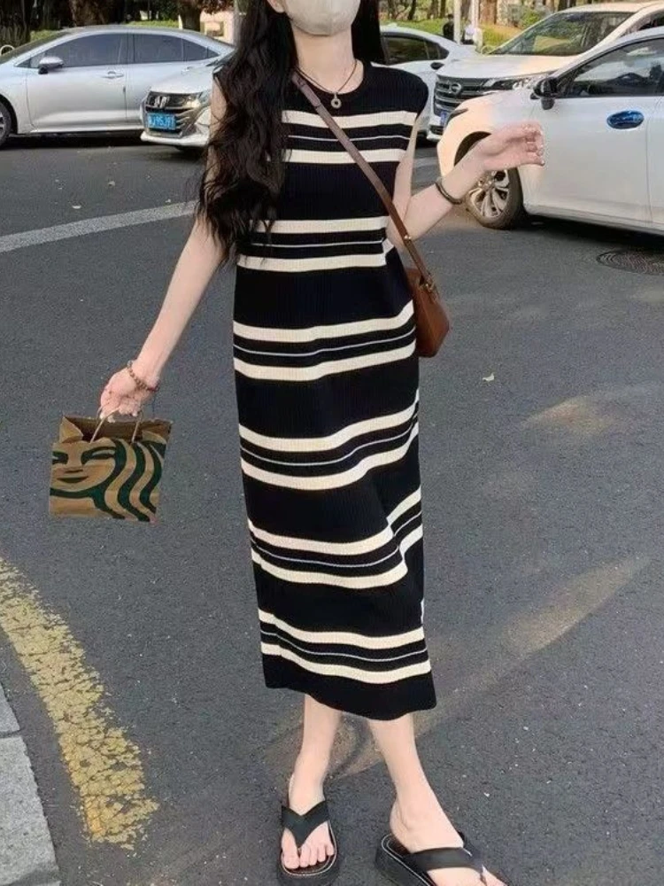 Retro Striped Knitted Long Svel Dr Women's Summer Slimming Design Hollow out Polyester Straight Cut Gown
