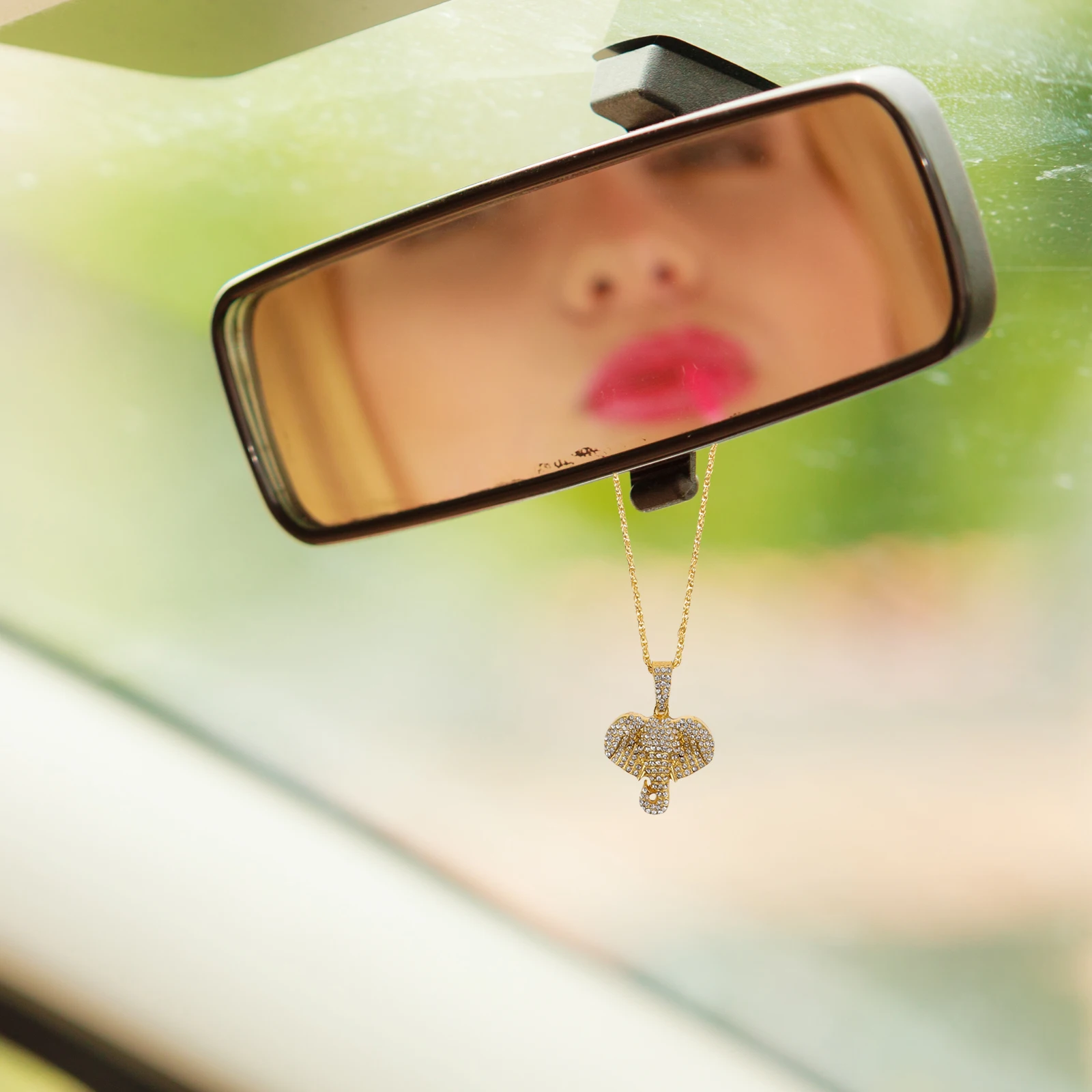 

Rhinestone Car Mirror Pendant Hanging Charm Accessories Elephant Bling Rearview Mirror Charms Car Interior Aesthetic Women Lucky