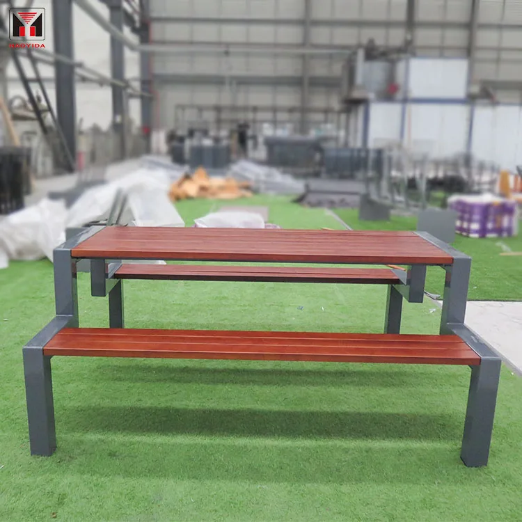 Manufacture Modern PS Wood Top Galvanized Steel Frame Commercial Grade Waterproof Anti-Rust Outdoor Table