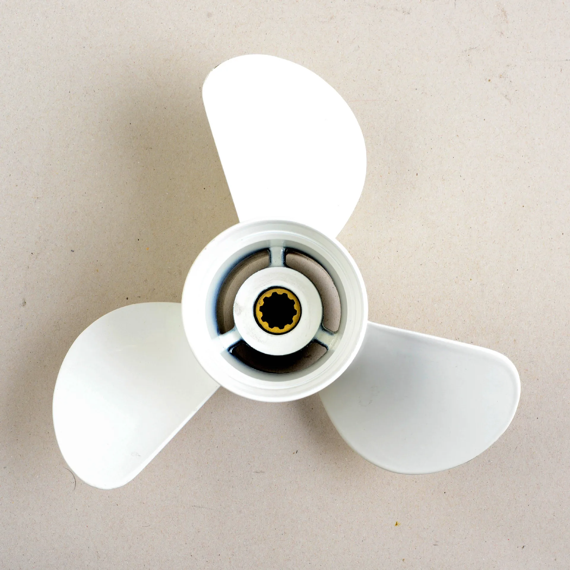 664-45941-01-EL Boat Propeller Suit For Yamaha 9 7/8X9 Aluminum Prop 25-30HP 3 Blade 10 Tooth Rh