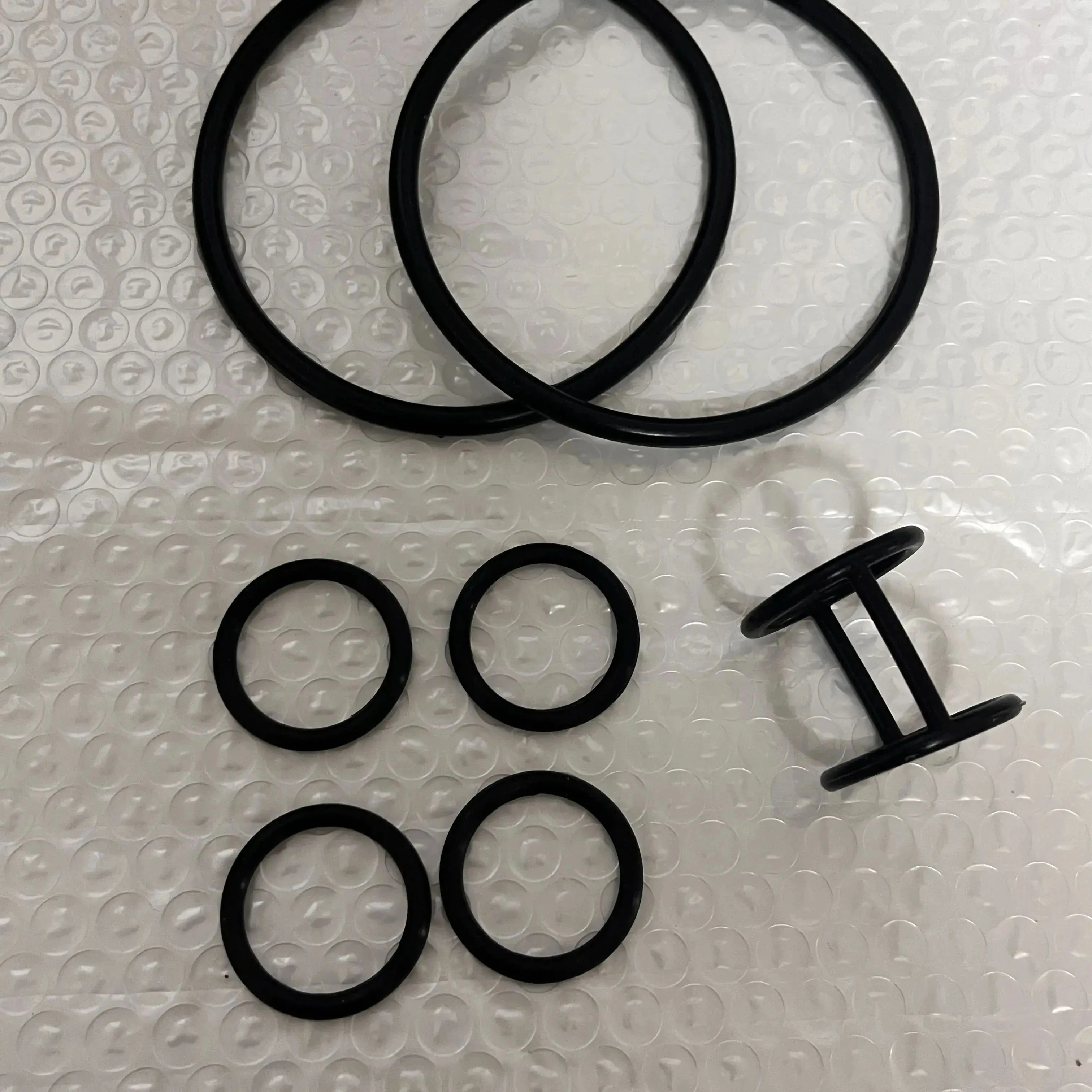 

7 шт. запасных частей для аппарата для мороженого Carpigian: силиконовые уплотнительные кольца, трубки, компоненты, фитинги для аппарата для мягкого мороженого