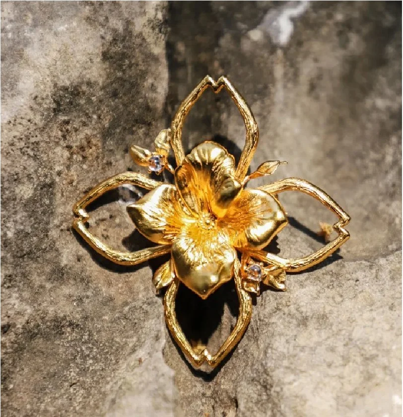 

Branch Shadow Brooch Copper Gold Plated Scarf Accessories Fashion Temperament Clothing Accessories Brooch