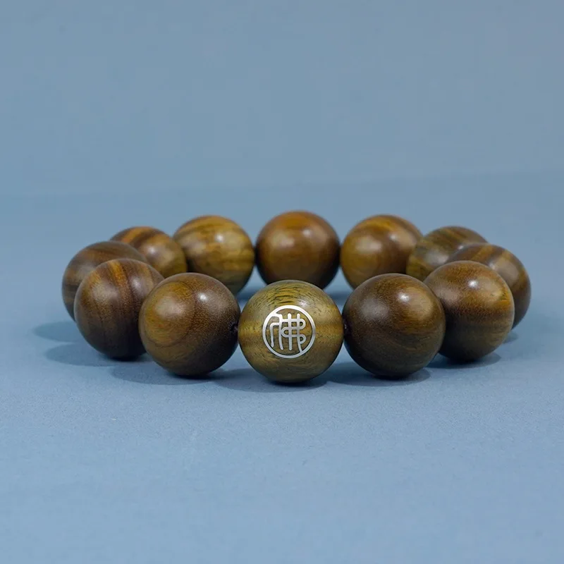 

Natural Green Sandalwood Inlaid Silver Carved Ten Thousand Characters Bracelet Vintage Fragrance Blessing Exorcism Hand String