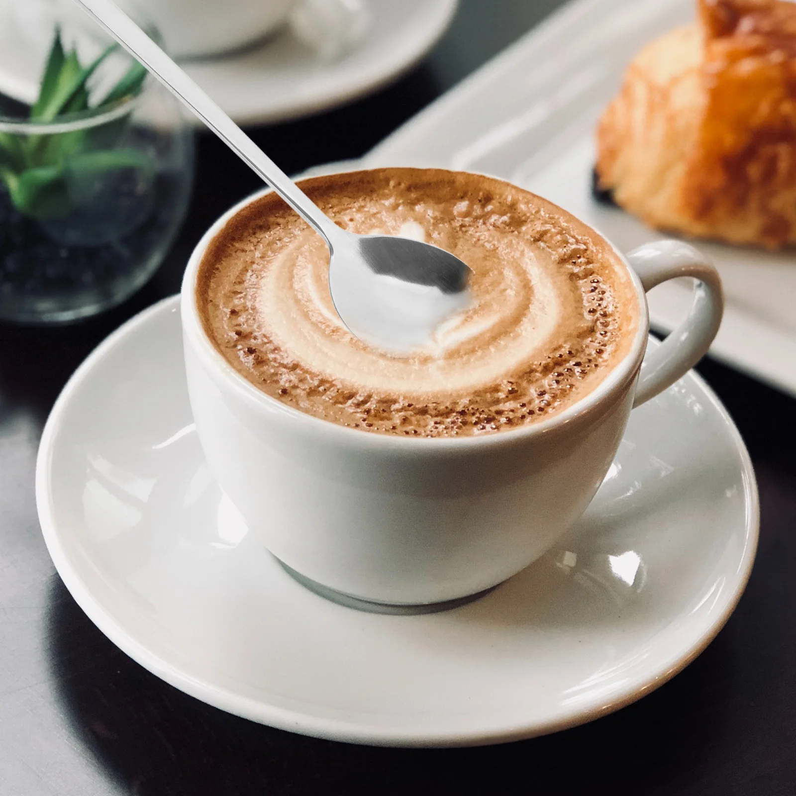 

10Pcs Stainless Steel Heart Dessert Spoons Romantic Design Long Handle for Coffee Tea Ice Cream Stirring Spoon