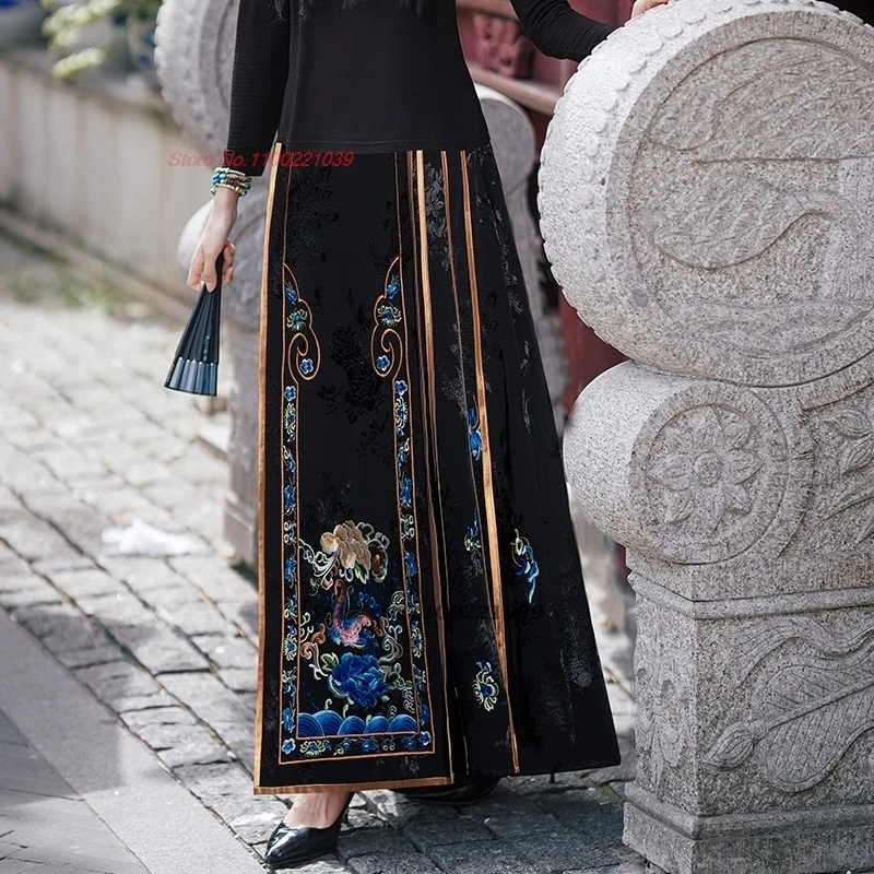 2025 chinese vintage skirt national flower embroidered traditional jacquard a-line skirt elastic waist ethnic horse-face skirt