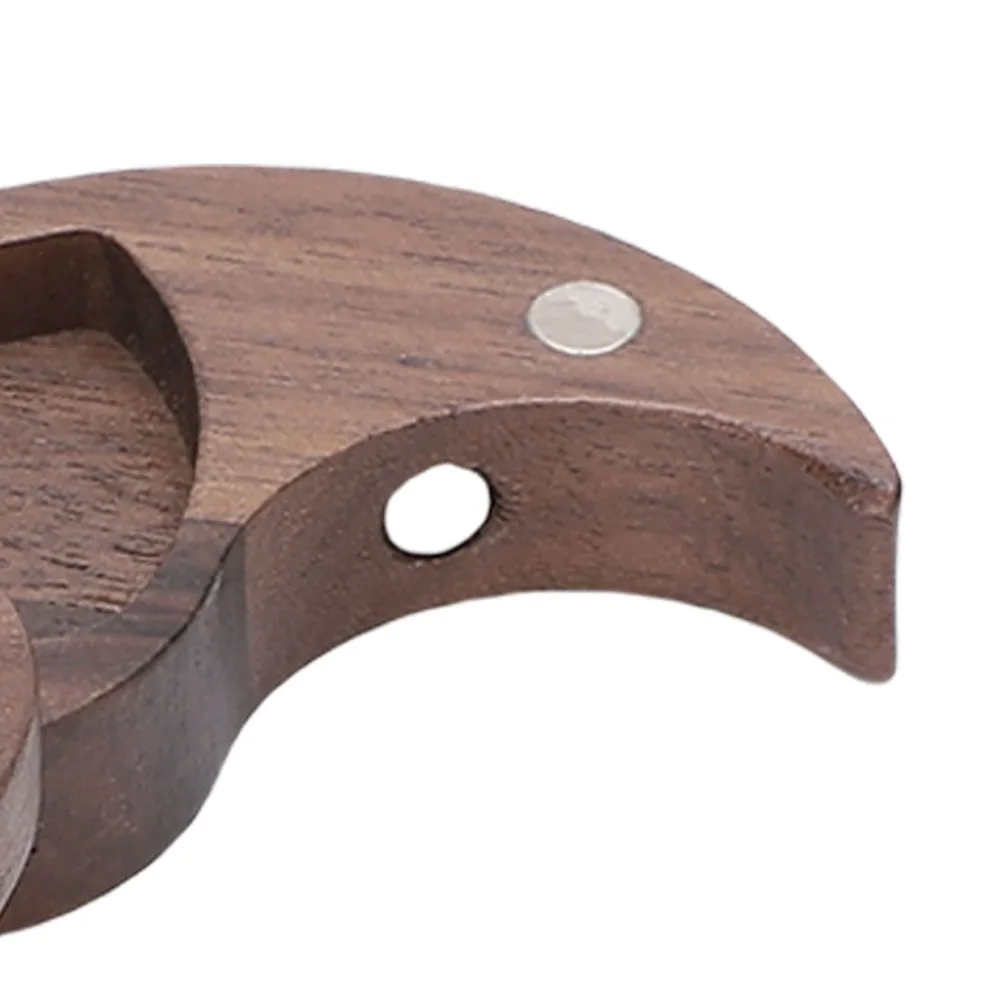 Professional Walnut Wood Guitar Pick Storage Box Tai Chi Style Wood Color Pick Collection Case Walnut Pick Case For Guitar Picks