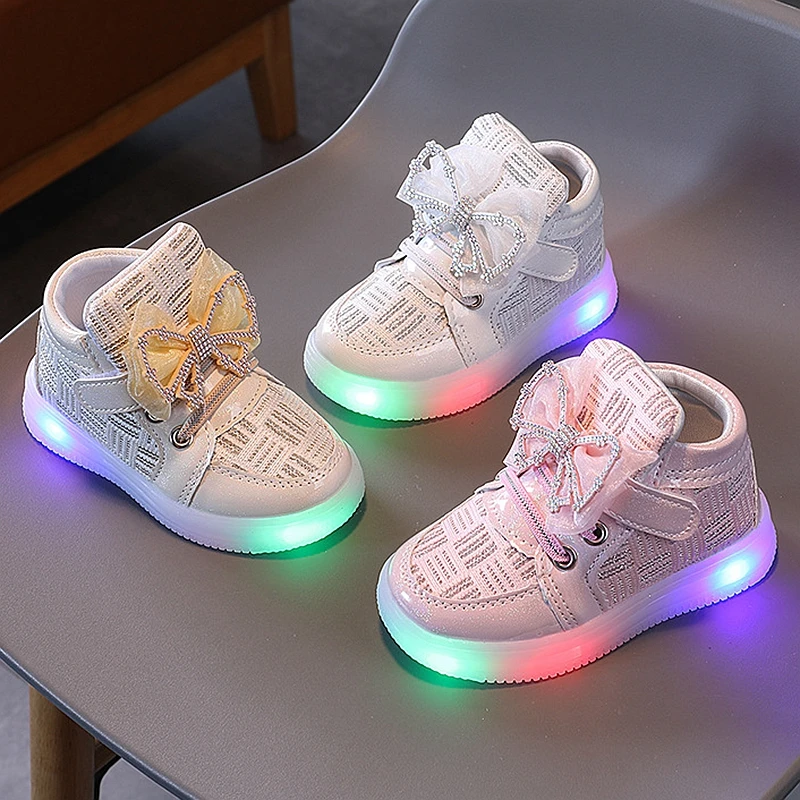 XUANMU Nové detské svietiace topánky Chlapci Dievčenské Protišmykové topánky Blikajúce svetlá Módne tenisky Batoľatá Malé deti LED tenisky Z0014_voghion.com