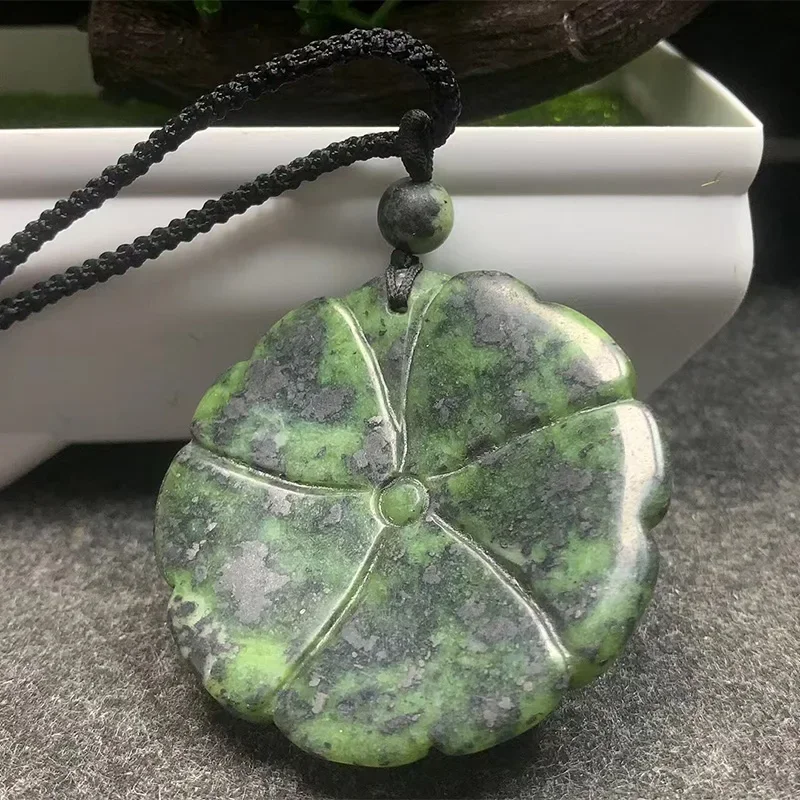 Natural Black-Green Jade Flower Jade Pendant Jewelry Lucky Exorcise Evil Spirits Safety Charms Jade Fine Jewelry