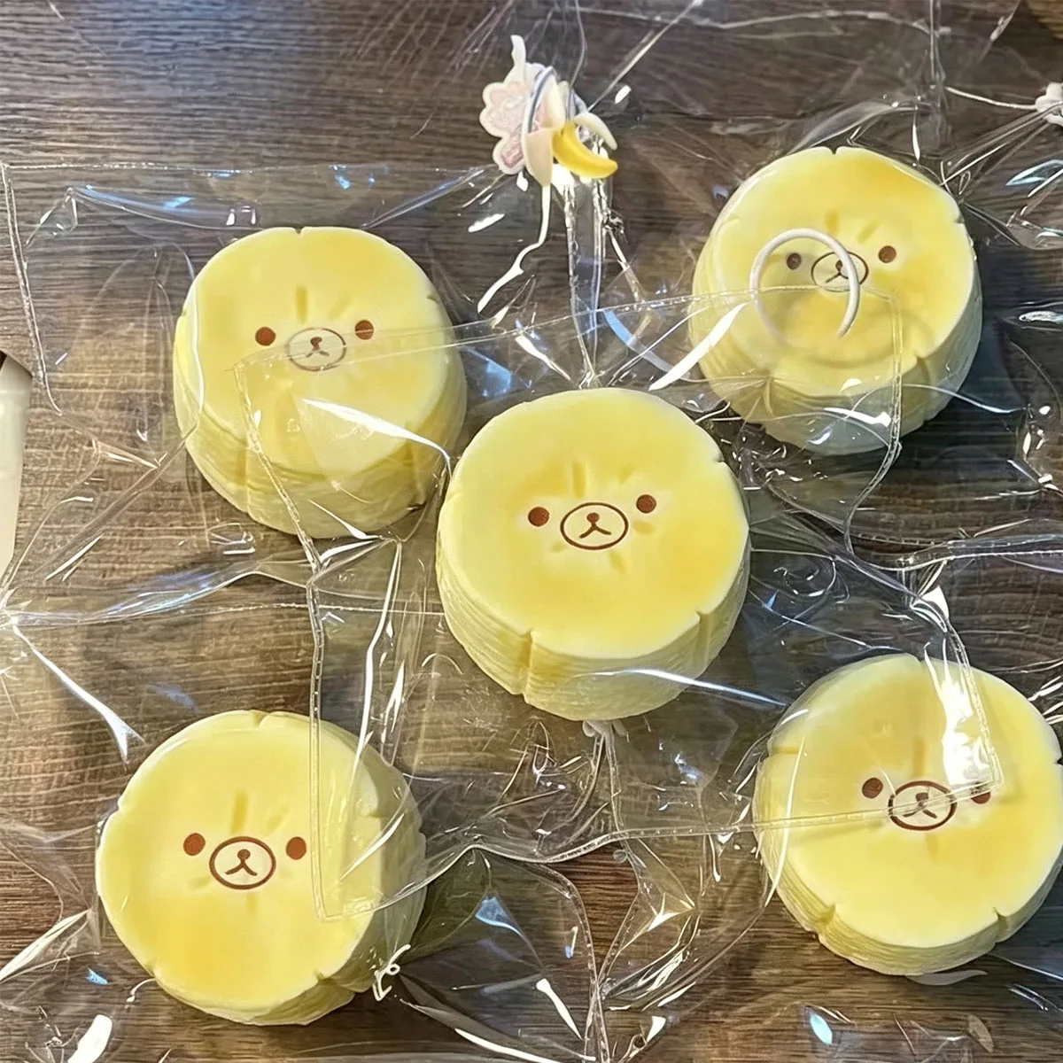 2026  handmade Squishy with BUTTER texture - Banana bear shaped to relieve stress - Food grade silicone