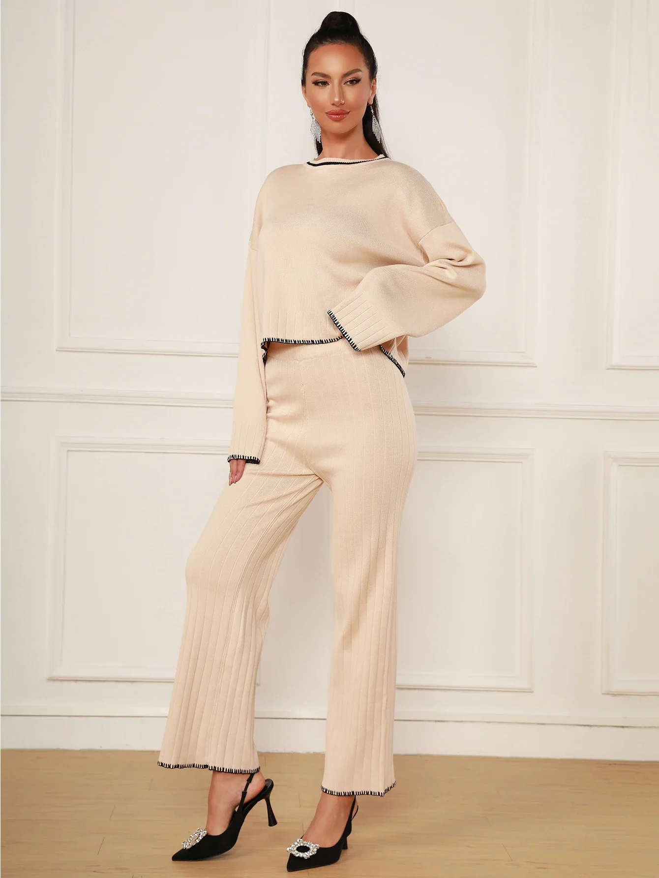 2025 ฤดูใบไม้ผลิสบายๆผู้หญิงถักกางเกงชุดคอยาวแขนยาวหลวมถักเสื้อ + กางเกงตรง 2 ชิ้นชุด