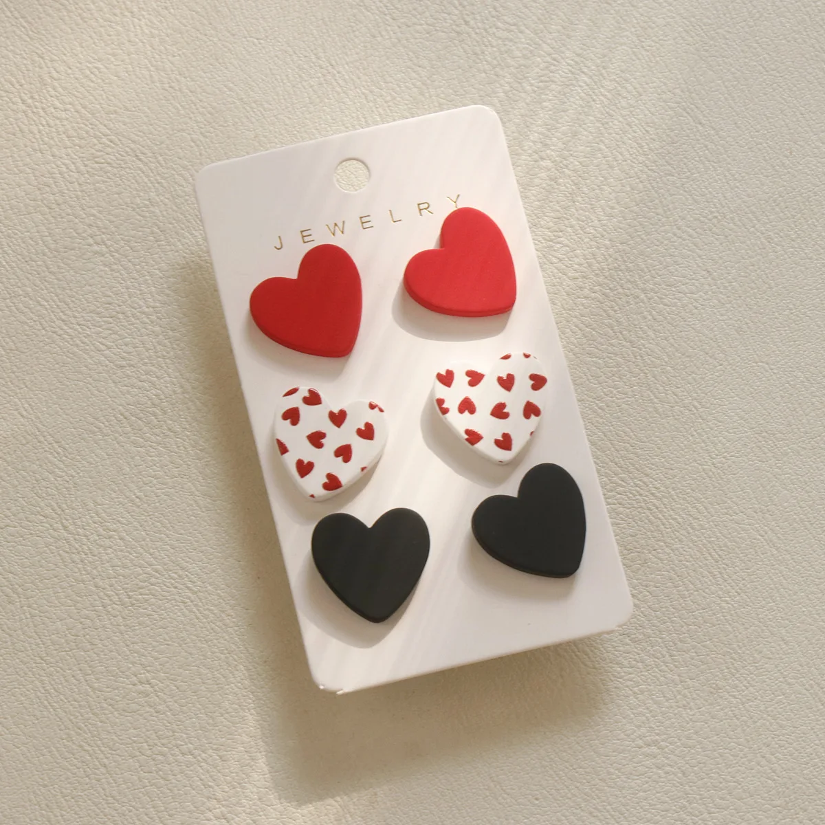 

BEST SELLER 3 Pairs Set of Tiny Heart Design Stud Earrings Acrylic Lightweight 3 Pack Valentines Hearts Stud Earrings Wholesale