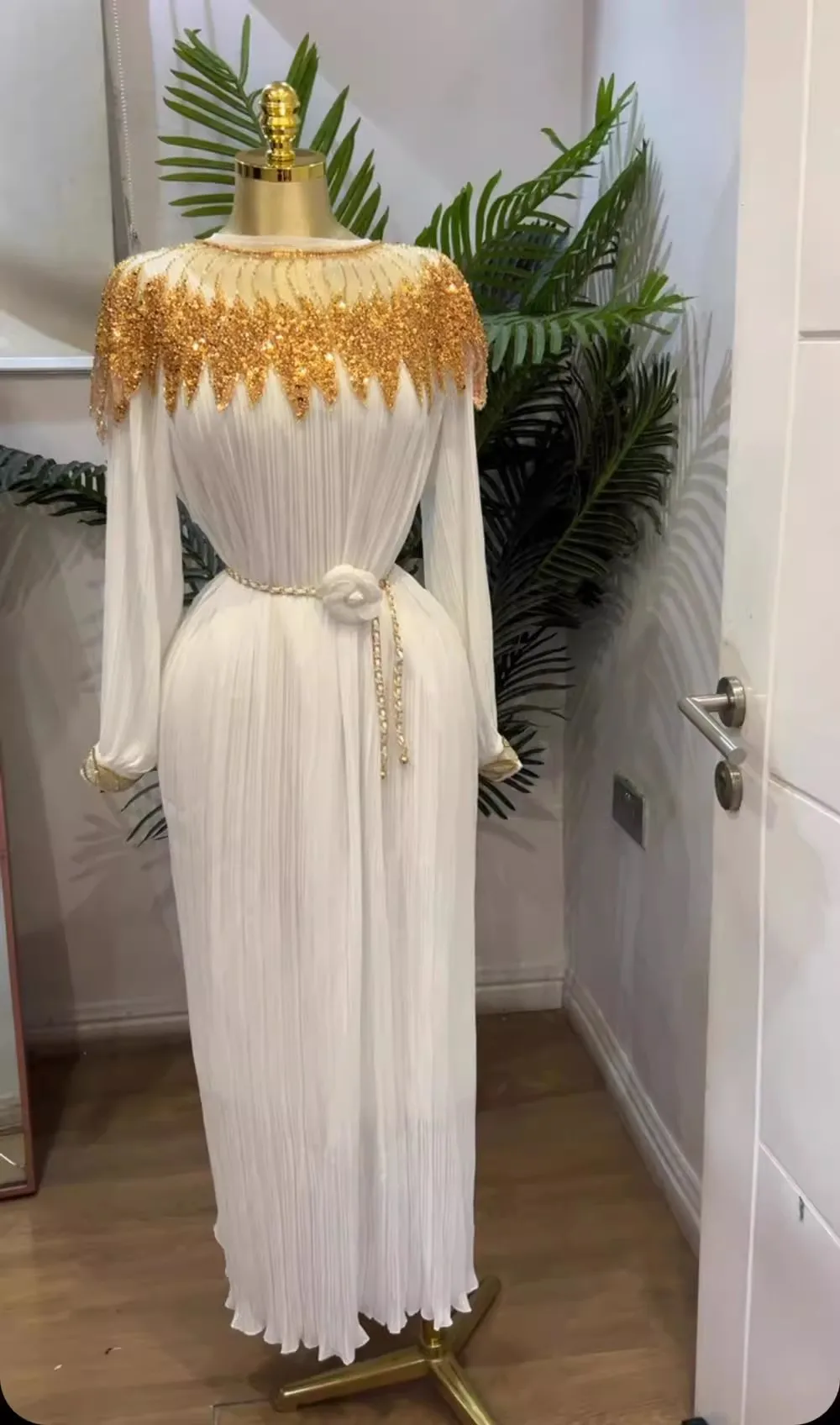 สีขาวชีฟองเลื่อมเย็บปักถักร้อยหลวมชุดผู้หญิงแขนยาวStreetwear Vestidos Bodycon Holiday Partyเสื้อผ้าหลวมLady