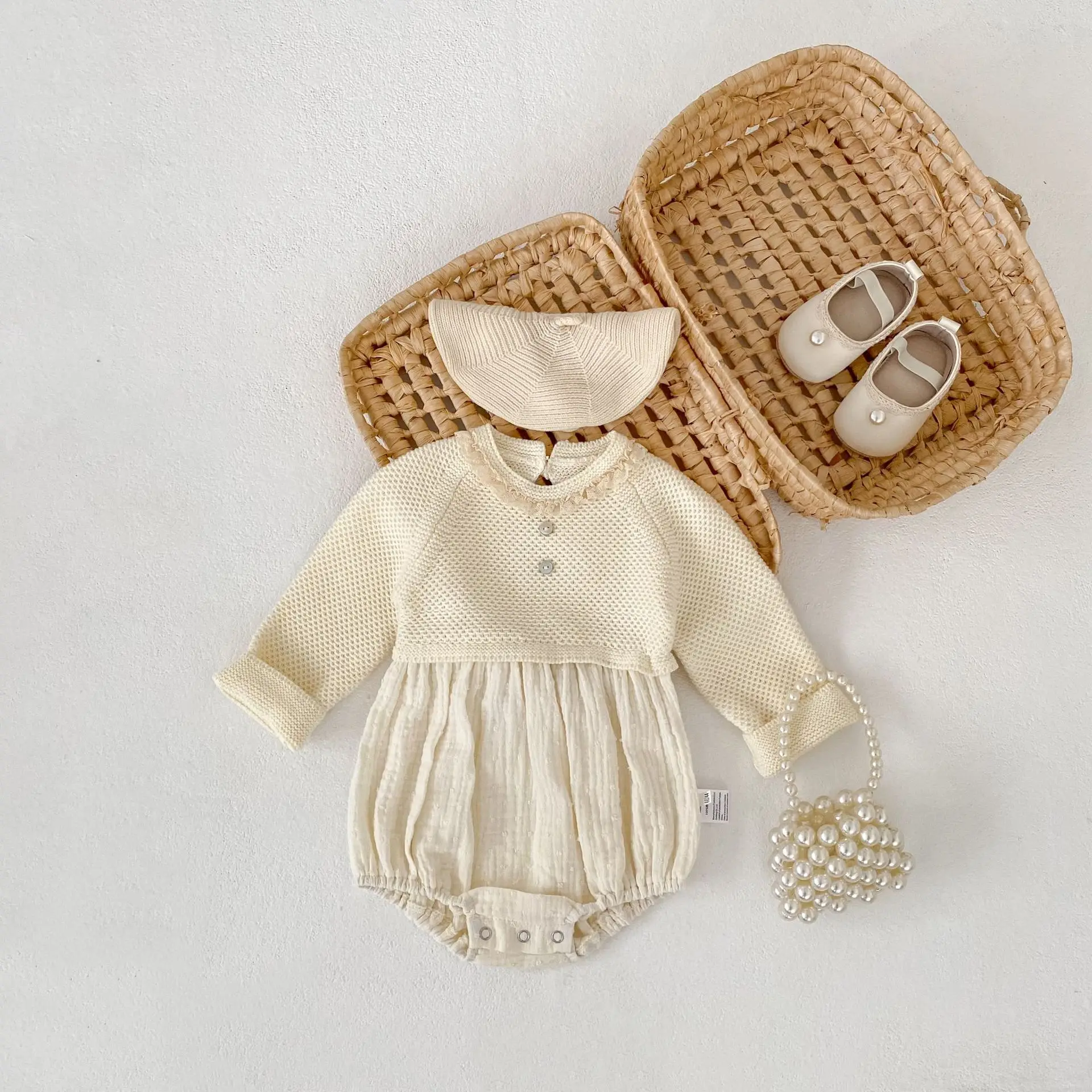 

Детский комбинезон-боди с длинным рукавом и вязаными вставками, весна 2026, повседневный цельный комбинезон для девочек, одежда для малышей