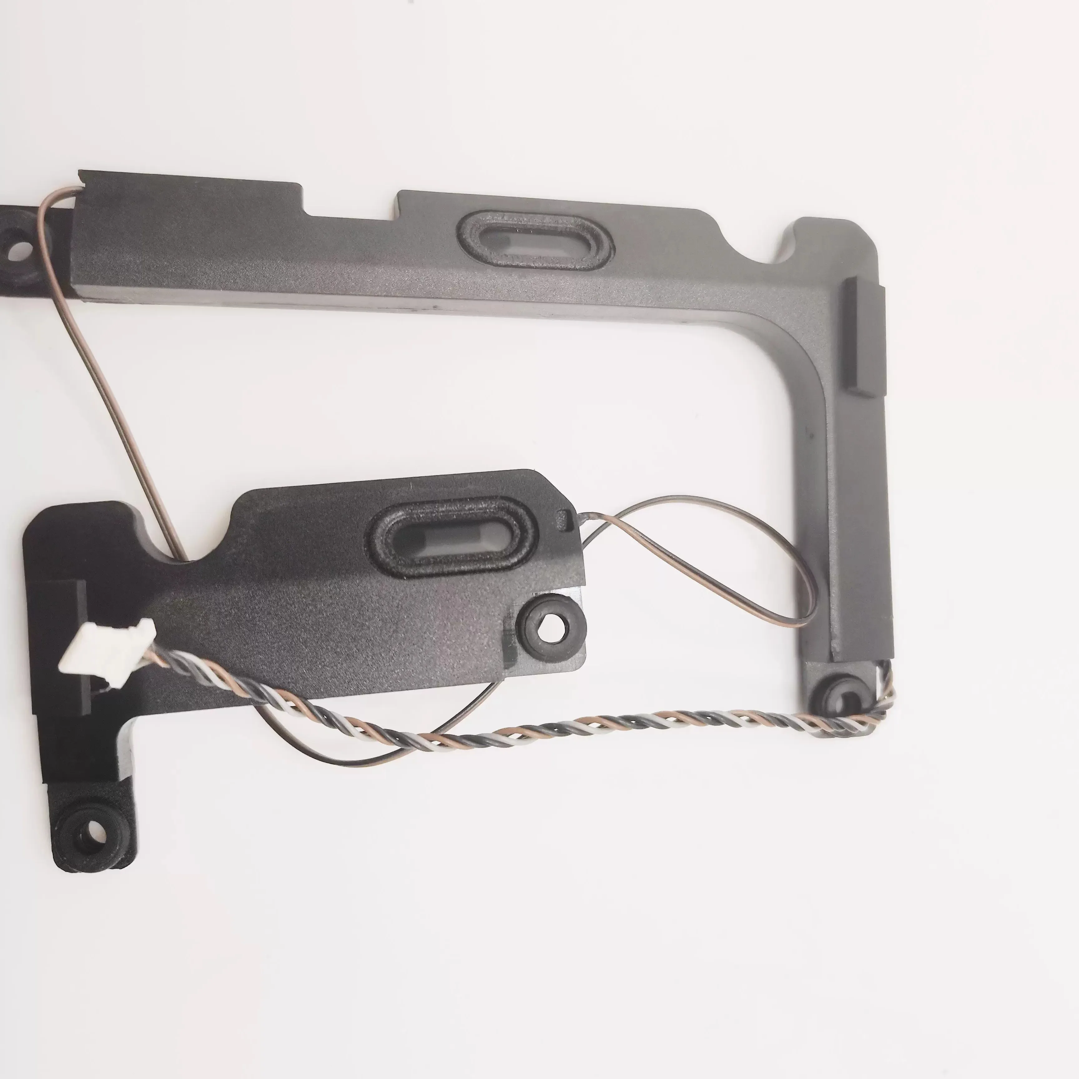 لآيدا باد لينوفو، مكبر صوت S145-15IWL 15API 15ast v15-ada