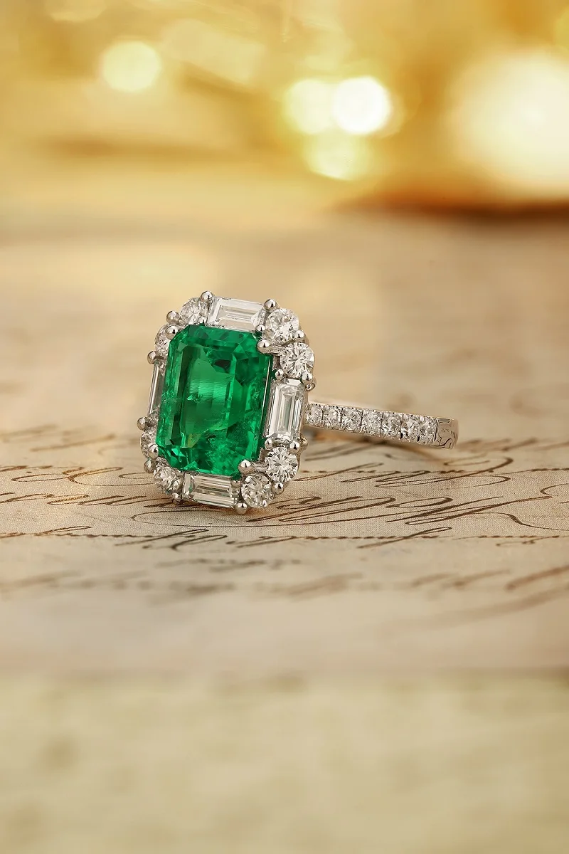 Ruif Customization Platinum about 2.3 Lab Grown Emerald with Lab Grown Diamond Rings for Women Engagement Ring Finger Jewelry