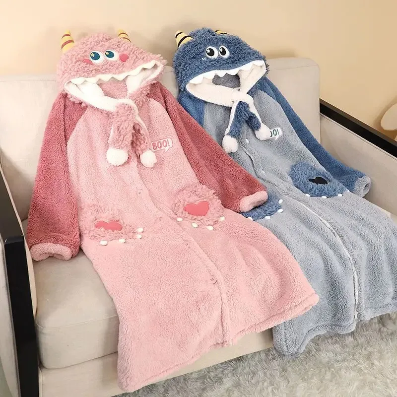 111 www الكبار ليتل مونستر تأثيري حلي الجلباب Kigurumi نيسيي أنيمي ثوب النوم هالوين الكرتون منامة