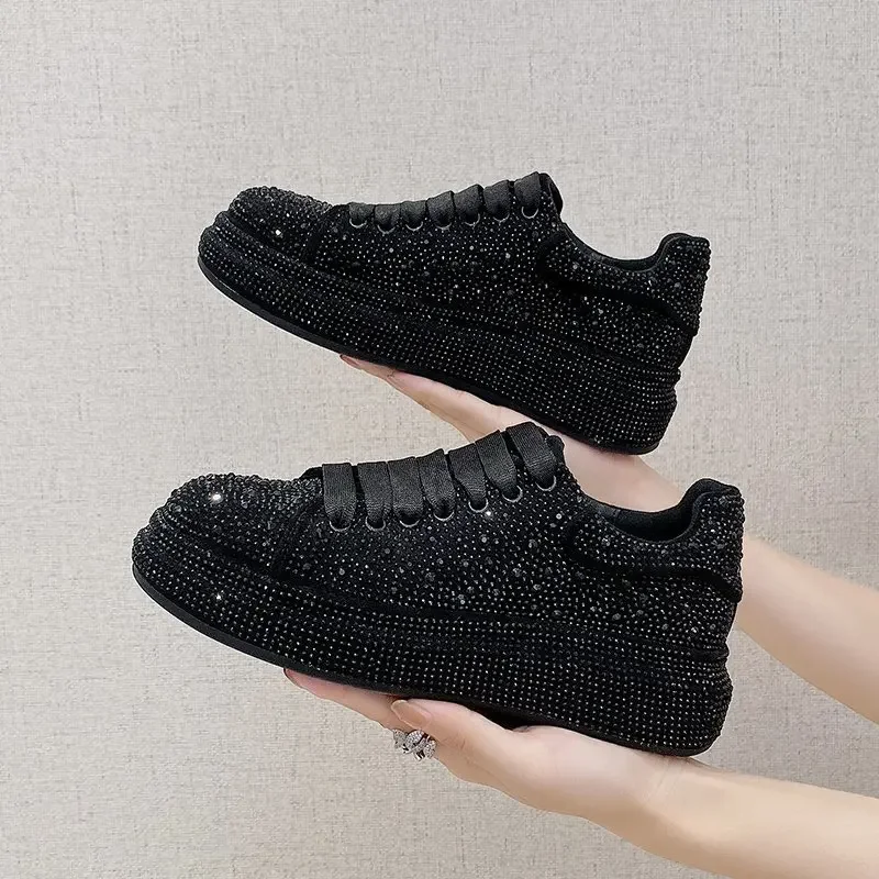 

Brand Women's Sneakers Luxury Rhinestones Women Causal Shoes Designer Platform Sport Shoes Fashion Comfort Women Shoes Plus Size