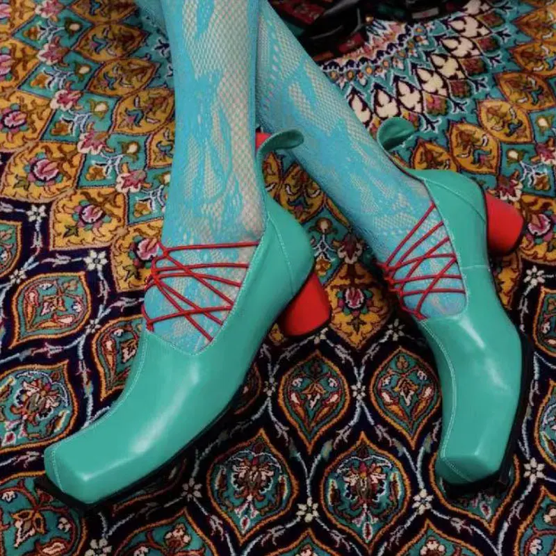 

Women Vintage Square Toe Block Heel Lace Up Pumps Retro Cross-tied Med Heel Girls Dressy Shoes Novelty Shallow Mary Janes Shoes
