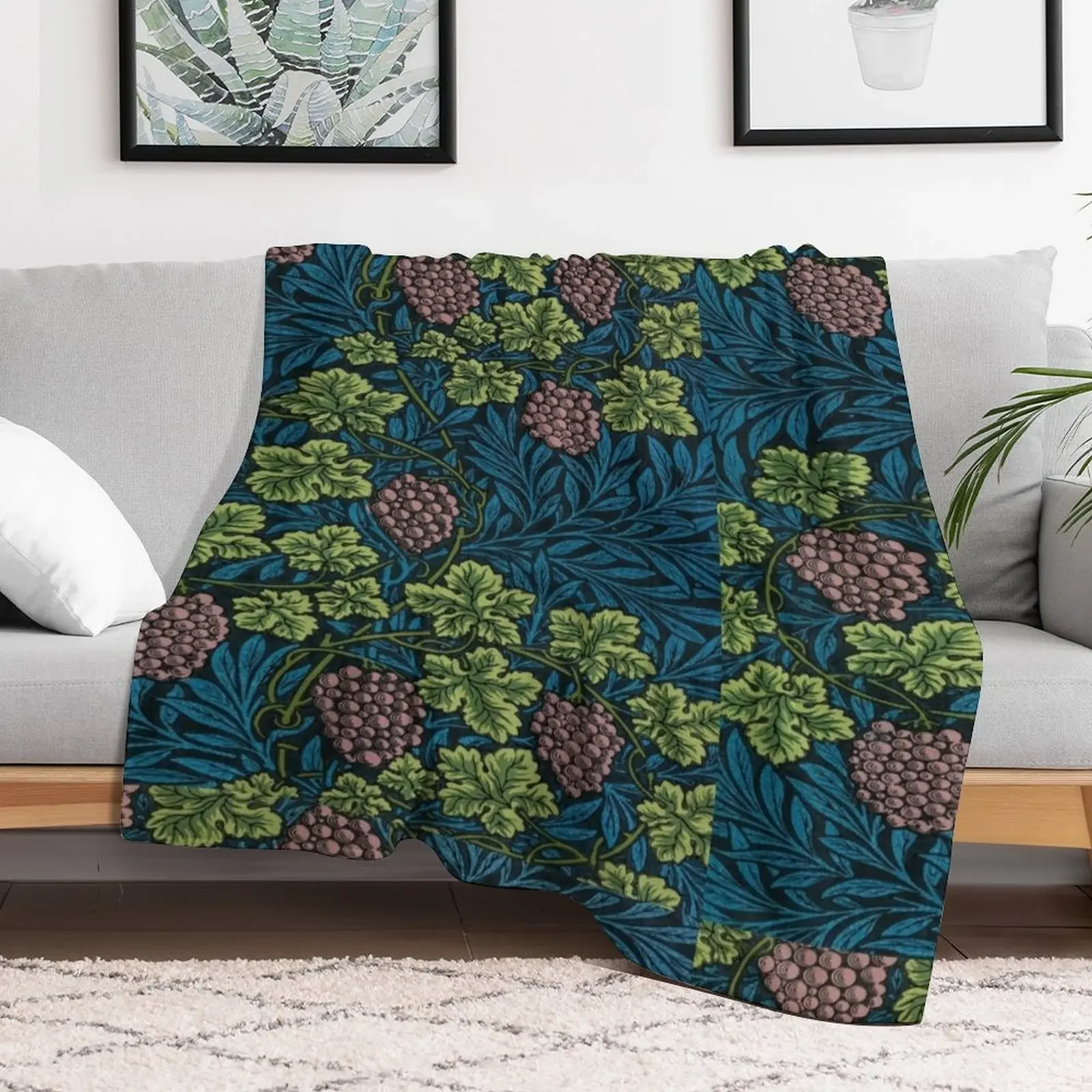 Grapes Smithsonian Throw Blanket Soft Plush Plaid warm for winter Furry Sofa Blankets