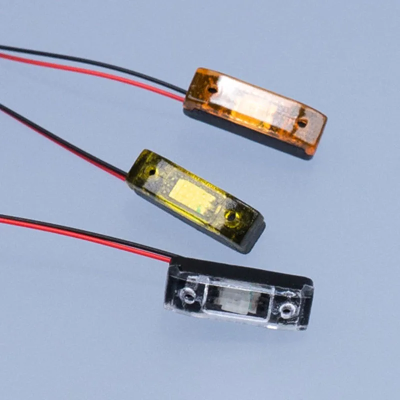CBD-05 2pcs LED 3V Position Light Spotlight 1/14 RC Truck for SCANIA Tamiya 770S R620 for VOLVO ACTROS AROCS Model Car DIY Parts view 3
