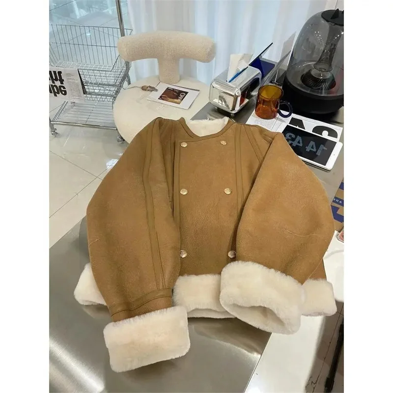 

2023 Winter New Loose and Popular High Grade Fur Integrated Lamb Wool Coat Unique and Unique Top Women's Fashion Solid Color B47