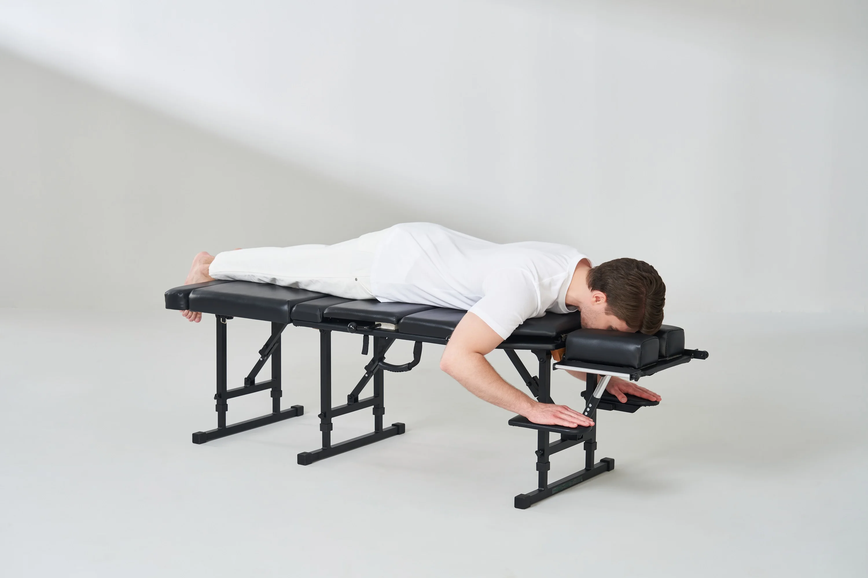 Mt Arena-120 Produttore Beauty Bed Tavolo da massaggio pieghevole Tavolo di regolazione chiropratica