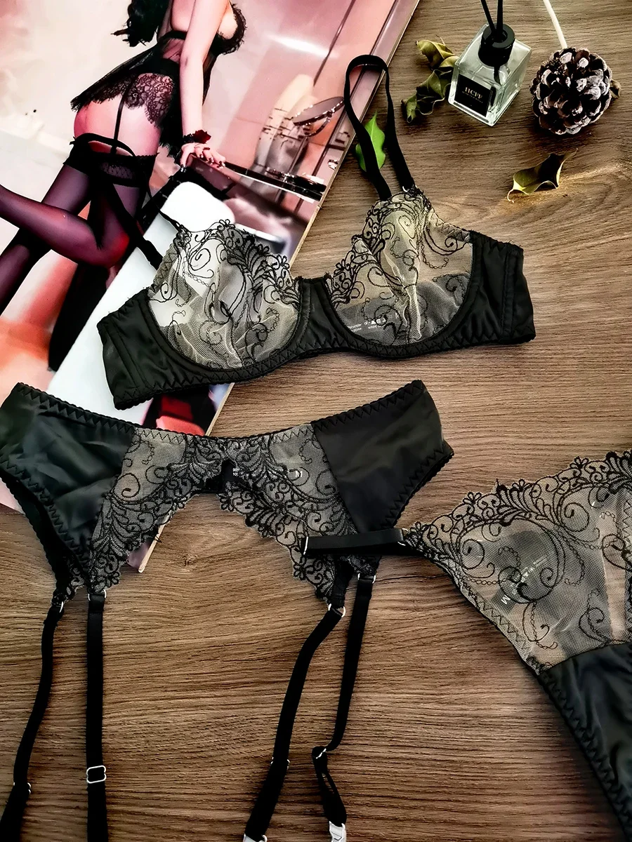 Conjunto de lingerie ultrafina de três peças para mulher, tanga sexy, sutiã invisível, seios grandes, sutiã erótico flirt, terno de cuecas