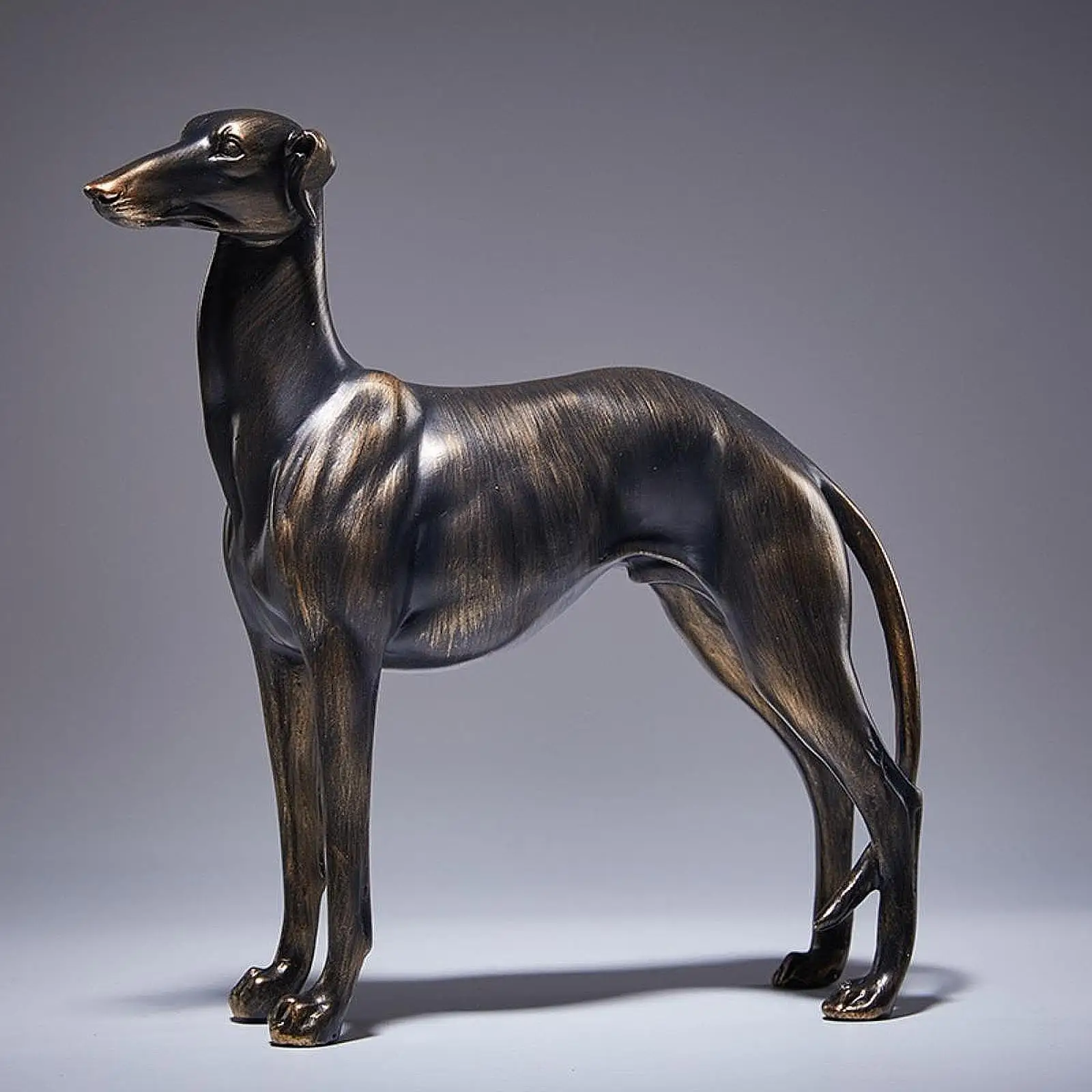 Statua di cane levriero Fattoria Novità Statua di cucciolo Figurina Figurina di animale in resina per mensola per feste Camino dell'hotel