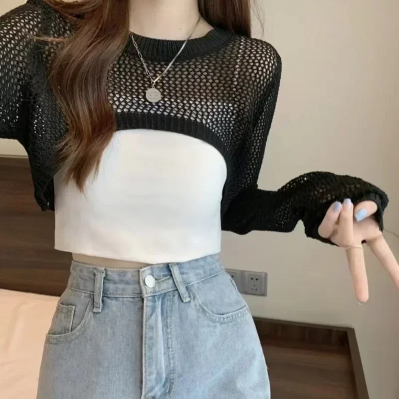 

Sexy Spicy Girl Long Sleeve Knitted Cover-Up Shirt Hollow out Sweet Design Unique Sheer Crochet Top for Beach Sunscreen