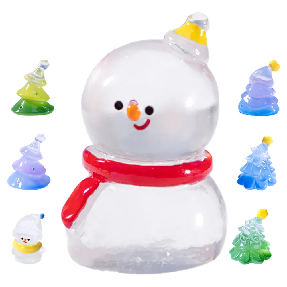 7Pcs Micro Landscape Christmas Miniatures Creative Mini Decorations Warm Festive Home Office Christmas Village Accessories