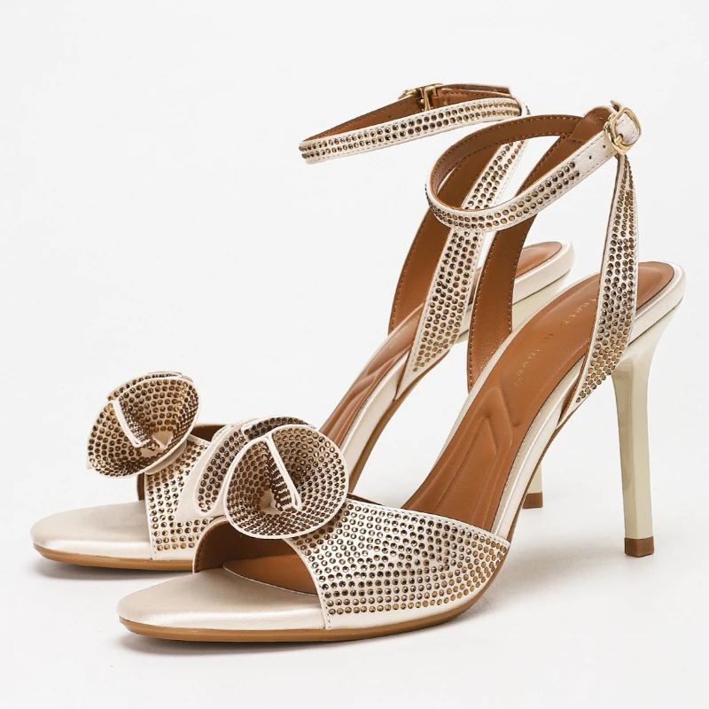 

Luxury Shiny Rhinestone Flower High Heels Sandals Women Elegant Ankle Strap Buckle Pumps Sexy Wedding Banquet Designer Sandals