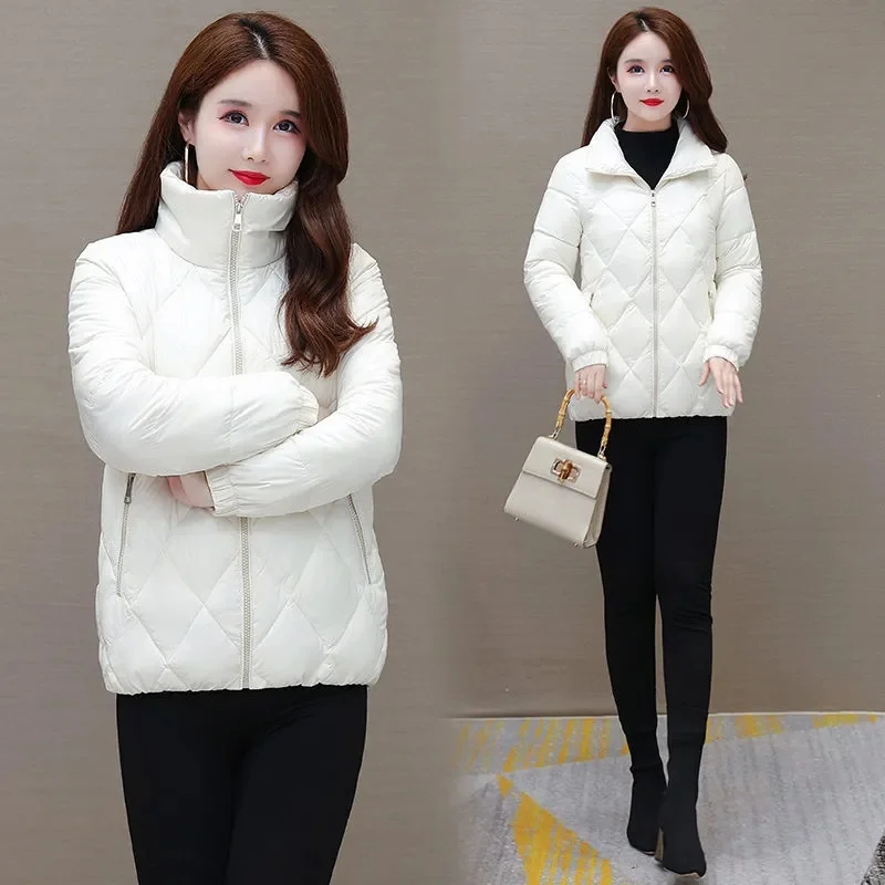 Thickened Warm Female Overwear Tide Glossy Bread Clothes Fashion Slim Cotton Coat 2023 New Down Jacket Women\'s Short Winter Coat