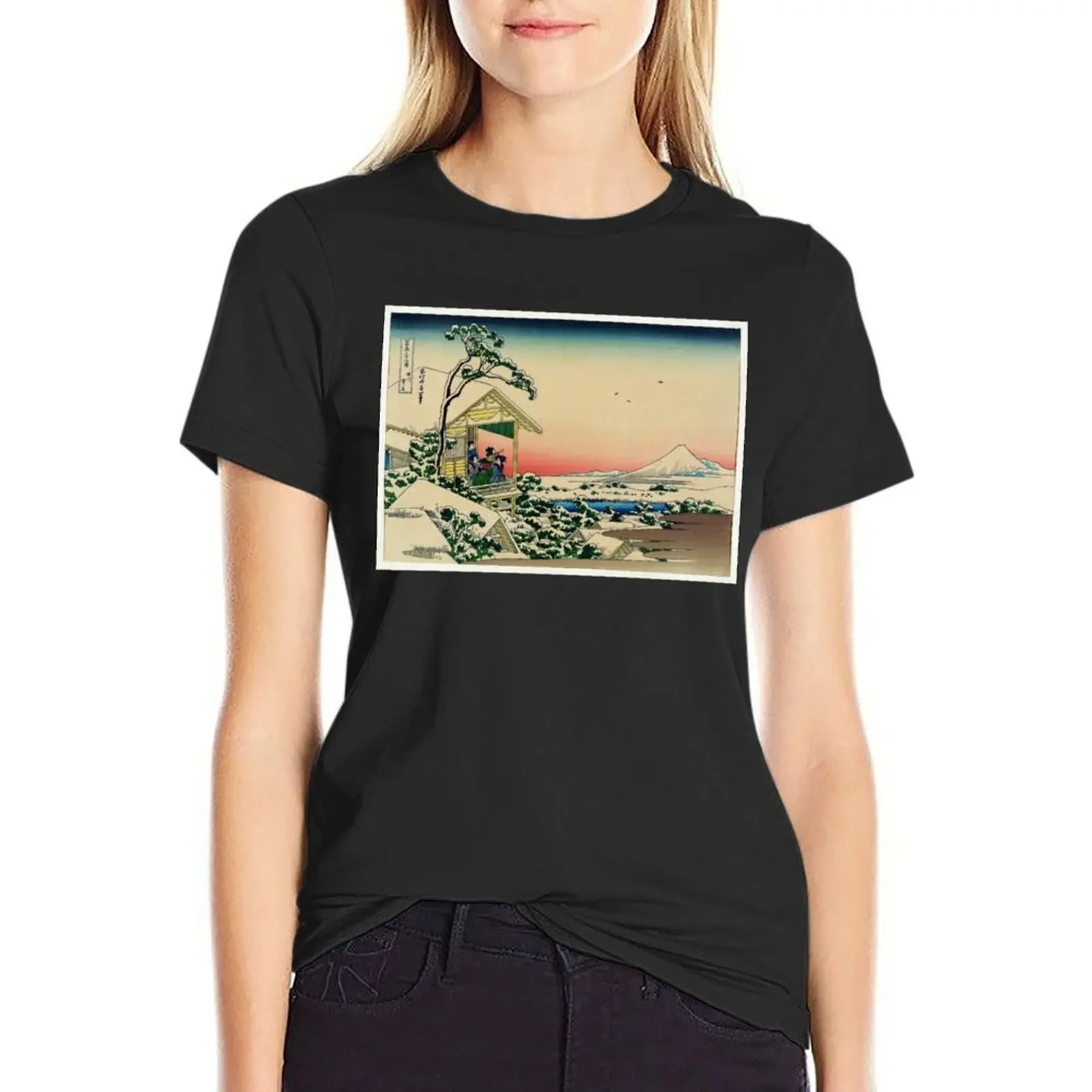 

Teahouse at Koishikawa the morning after a snowfall (Restored Japanese Artwork) T-Shirt tees Women clothes