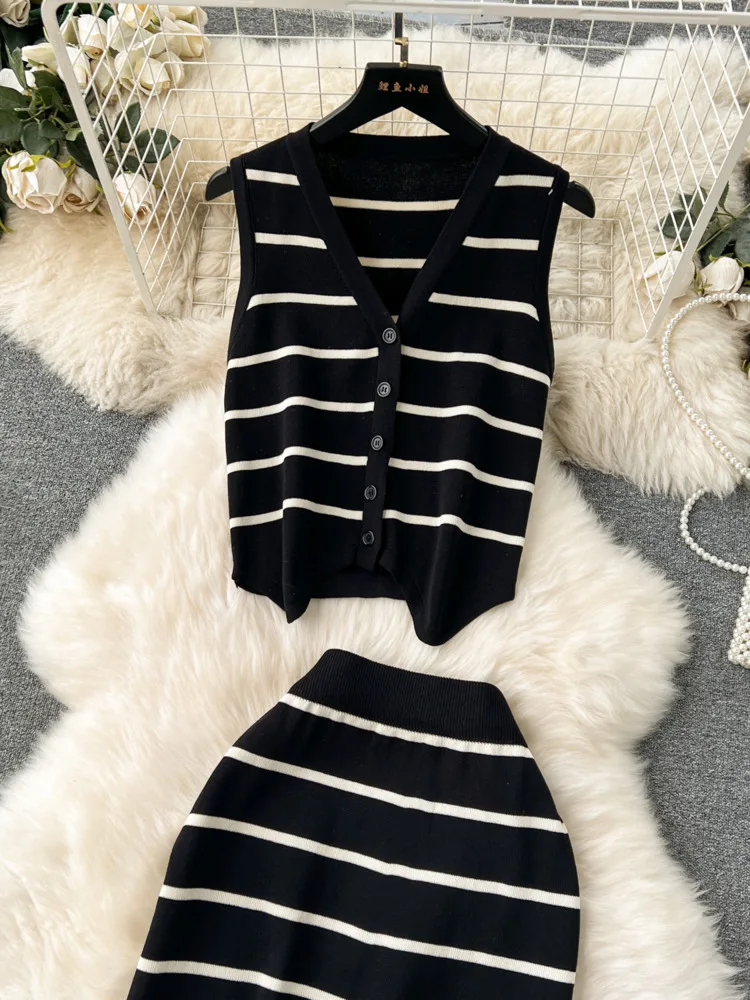 New Summer Women Striped Knitted Skirt Set Sleeveless V-Neck Cardigan Tops + High Waist Mini Skirt Knitting 2 Two Pieces Suits