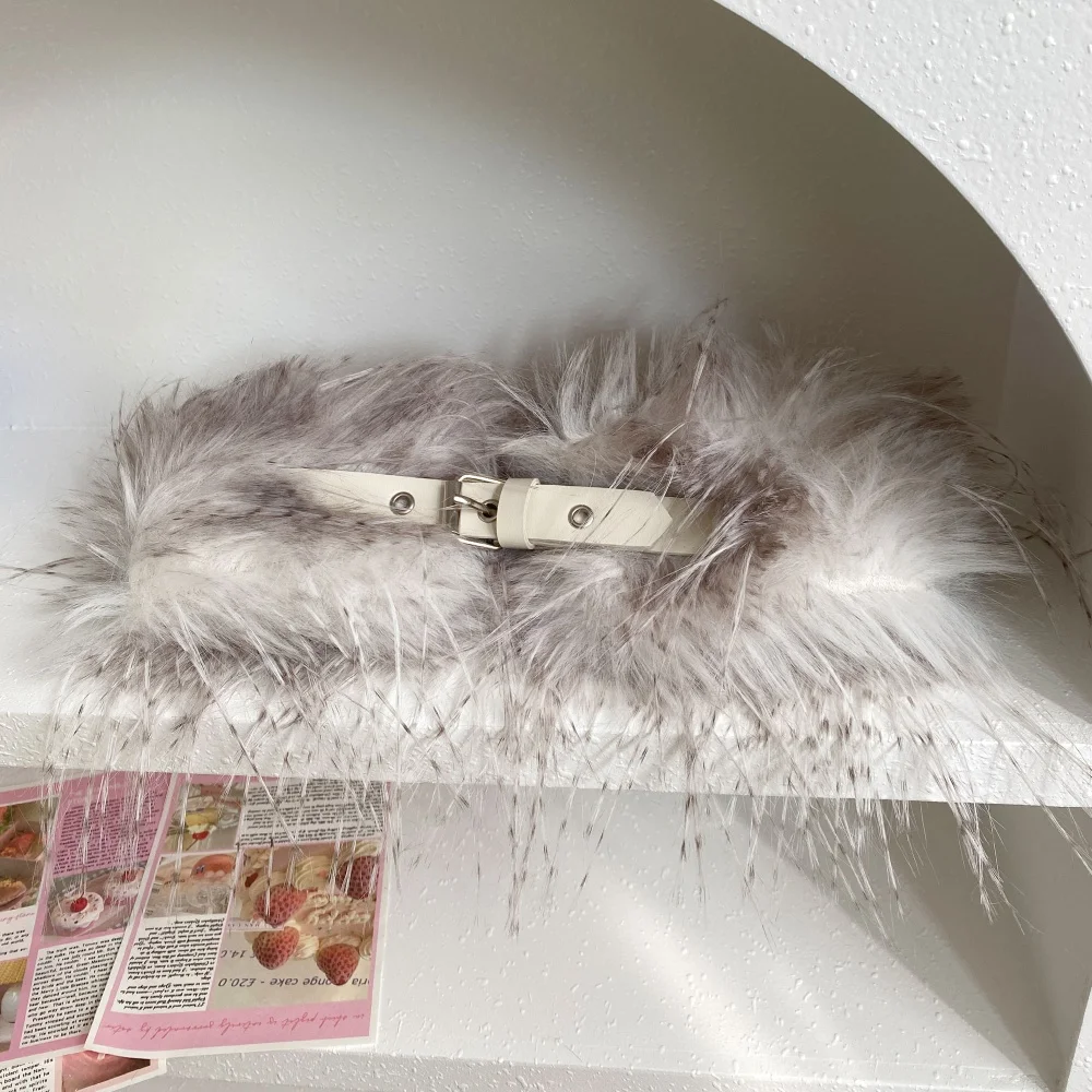 

Vintage Peacock Pattern Feather Leather Buckle Neck Scarf Girls Scarf Soft Plush Scarves Neck Collar Warmer Stuff Christma Gift