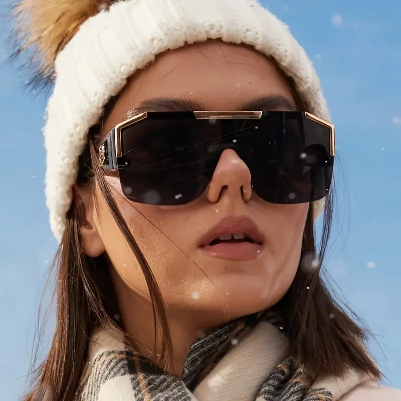 New Lion Head Integrated Sunglasses Trendy Large Frame Sunglasses Female Personalized Hollow Leg Sunglasses 6922