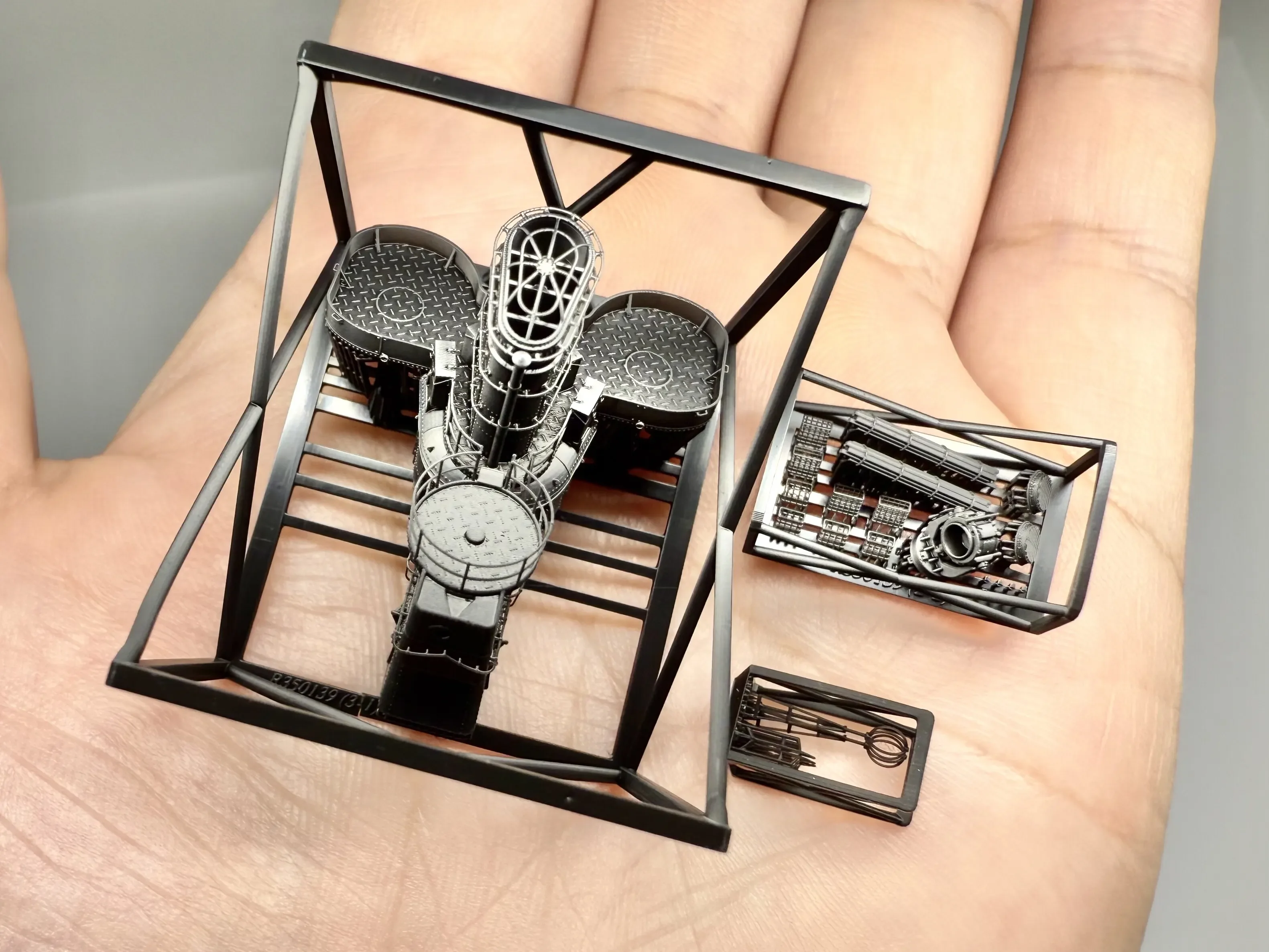 MUYI MODEL R350139 1/350 IJN YUKIKAZE READ CHIMNEY (1945) (FOR TAMIYA 78020) Super detailed 3D-print