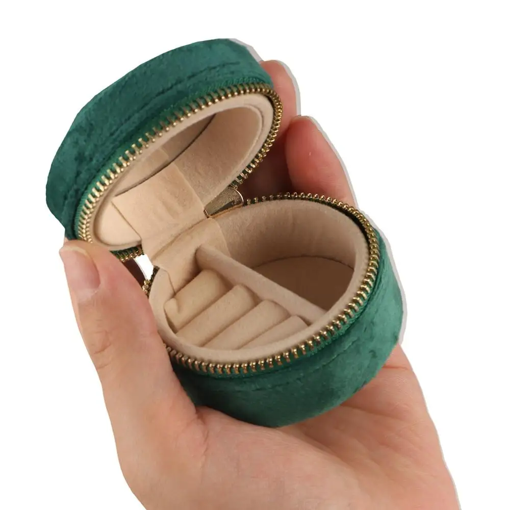 المحمولة شكل دائري المخملية صندوق مجوهرات صغير الغبار مجوهرات حالة سستة الأقراط الفاخرة خواتم حقيبة السفر #4